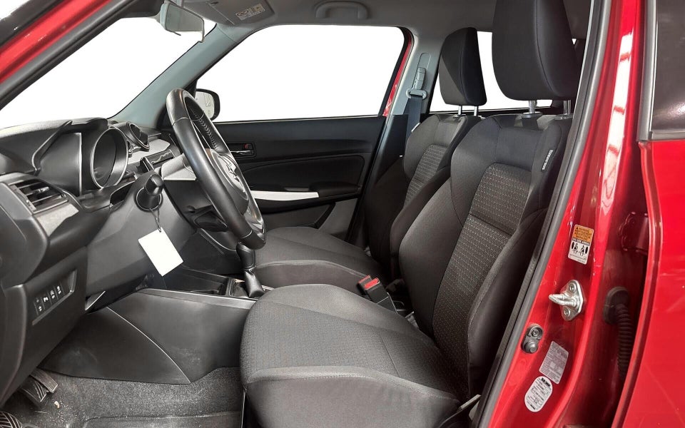 Suzuki Swift 1,2 mHybrid Action 5d