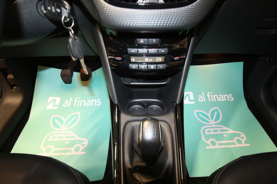 Peugeot 2008 1,2 VTi 82 Allure 5d