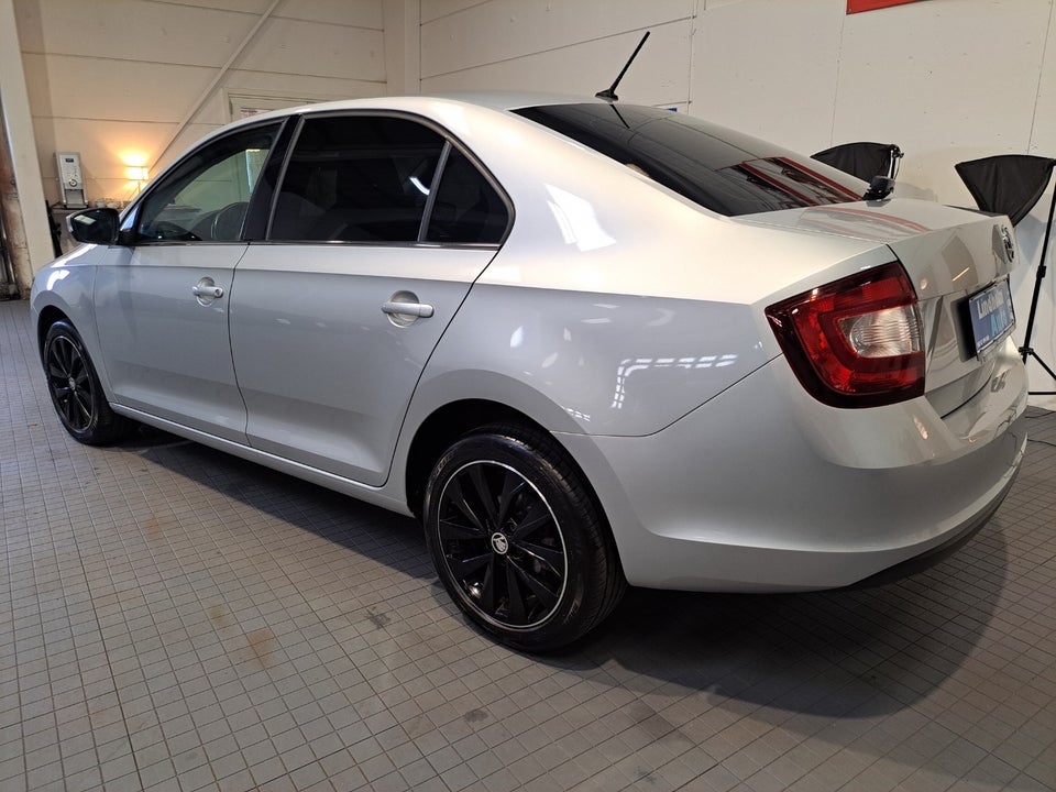 Skoda Rapid 1,0 TSi 110 Ambition 5d