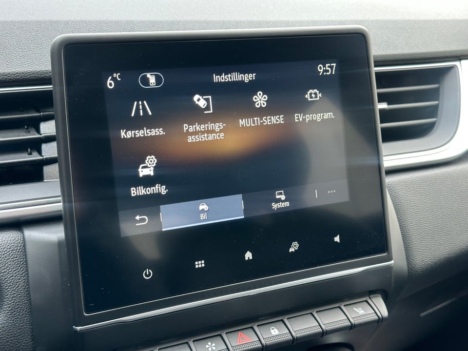 Renault Captur 1,6 E-Tech Intens 5d