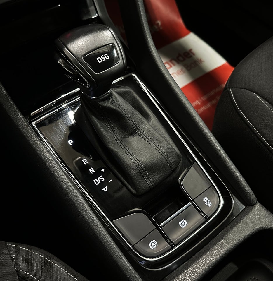 Skoda Karoq 1,6 TDi 115 Ambition DSG 5d