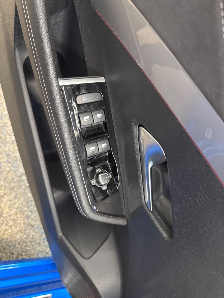 Opel Astra-e 54 GS 5d