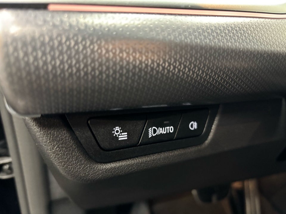 BMW iX2 eDrive20 M-Sport 5d