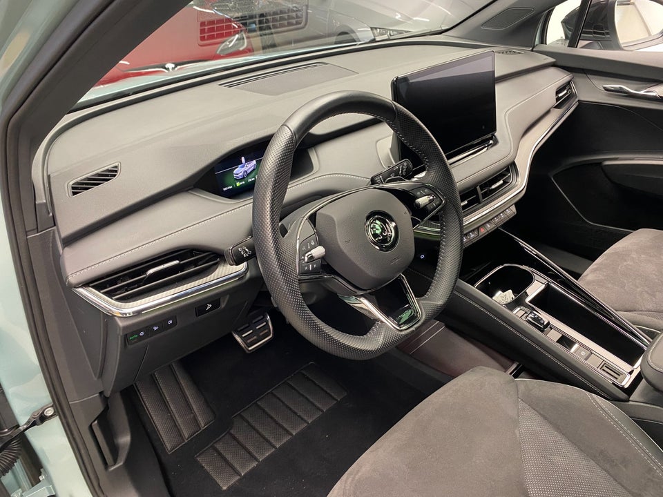 Skoda Enyaq 80X iV Sportline 5d