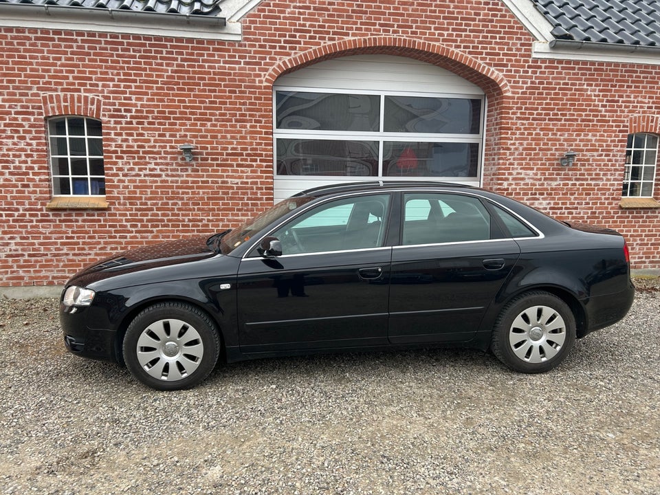 Audi A4 2,0  4d