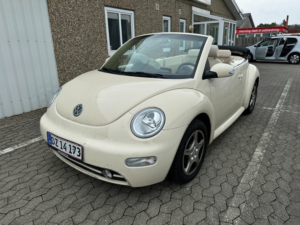 VW New Beetle 1,6 Cabriolet 2d