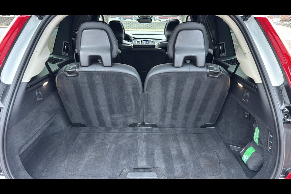 Volvo XC90 2,0 T8 ReCharge Ultimate Dark aut. AWD 7prs 5d