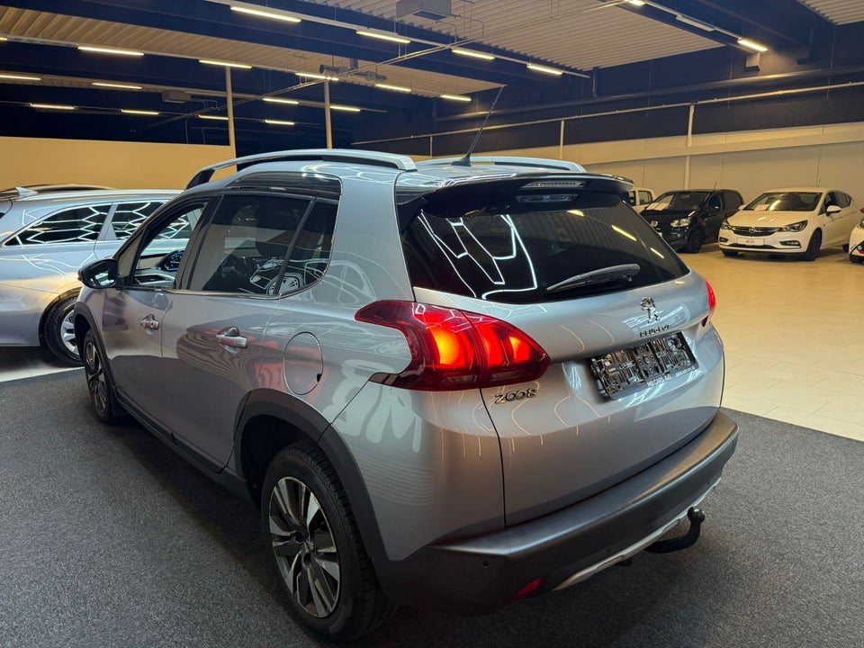Peugeot 2008 1,5 BlueHDi 100 Allure Sky 5d