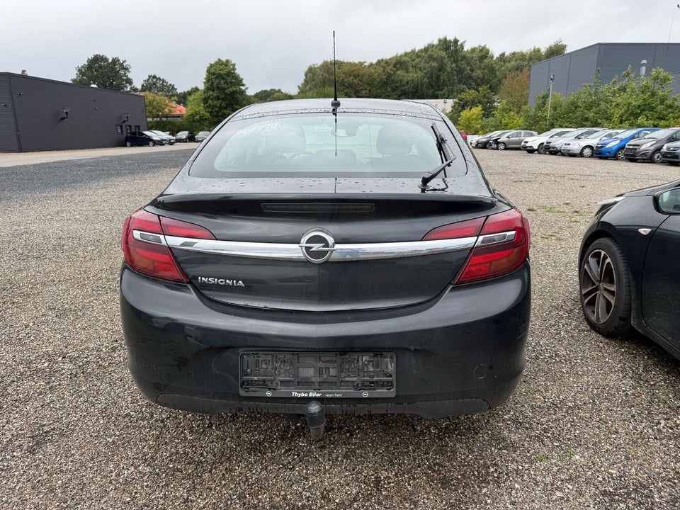 Opel Insignia 1,4 T 140 Edition Sports Tourer eco 5d