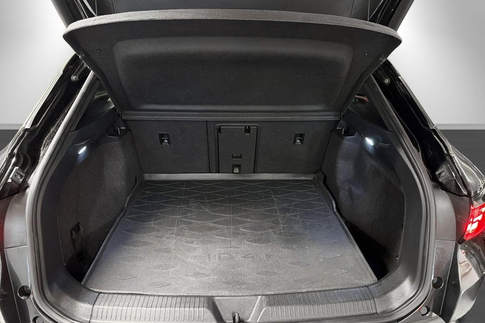 VW ID.4 77 1ST Max 5d