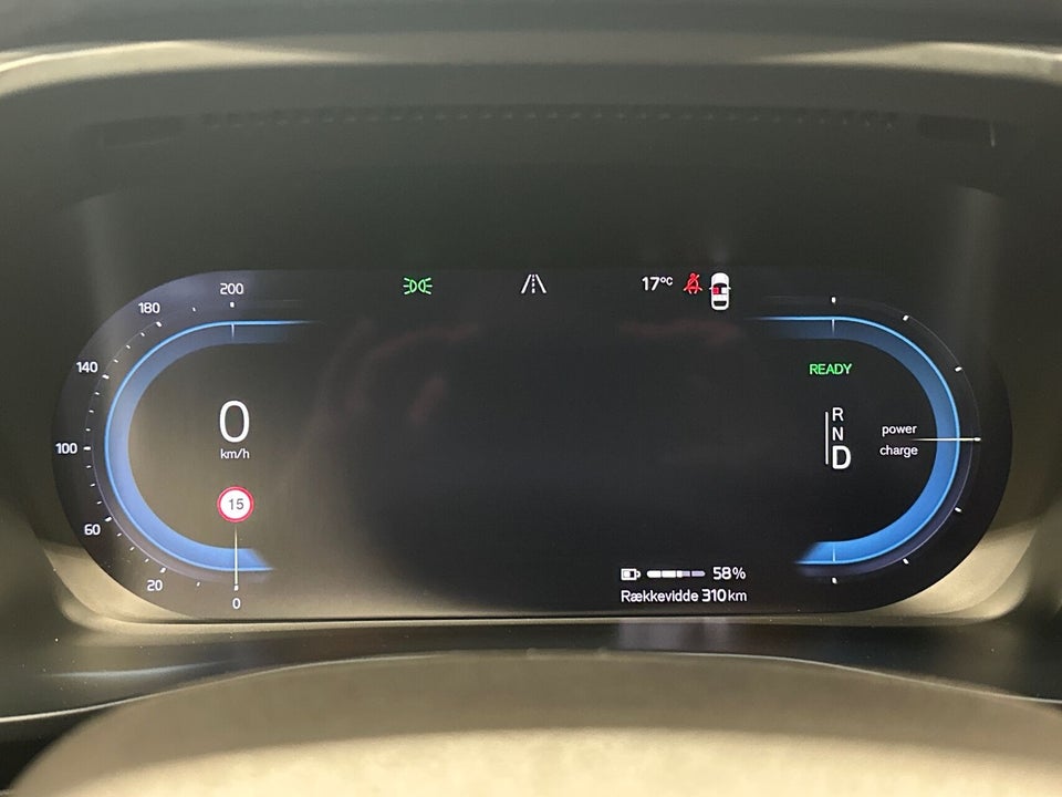 Volvo XC40 ReCharge Extended Range Core 5d