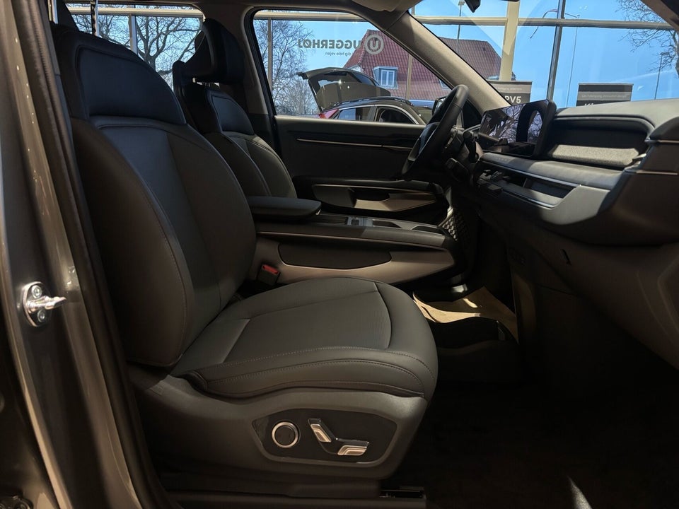 Kia EV9 76 Standard Range Upgrade RWD 7prs 5d