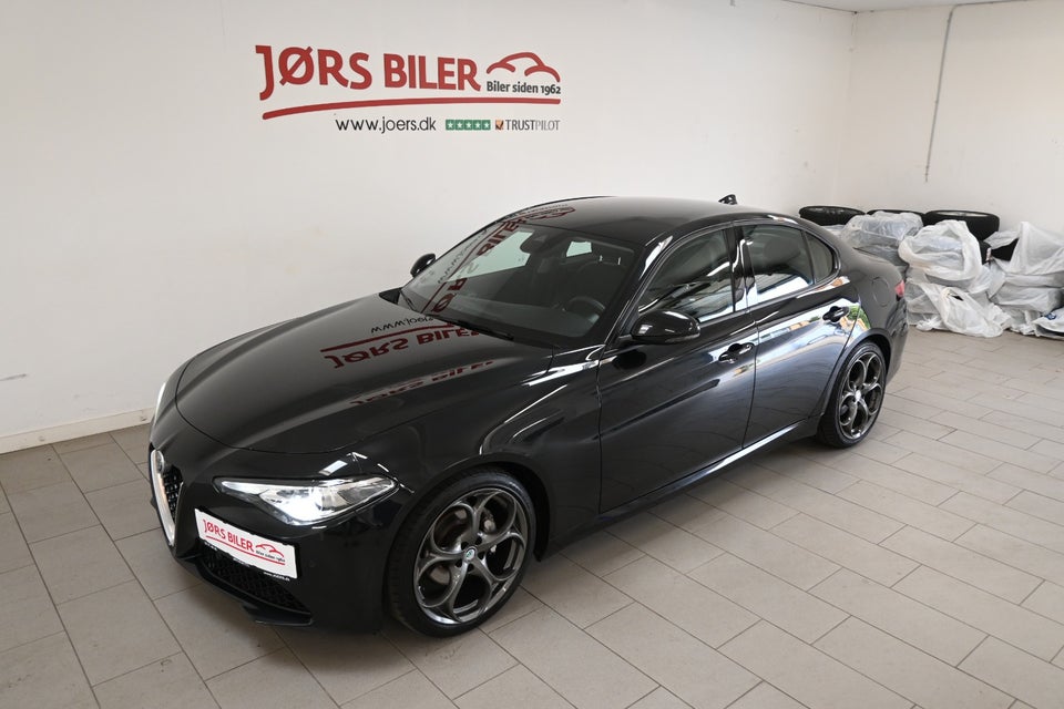 Alfa Romeo Giulia 2,0 T 200 Super aut. 4d
