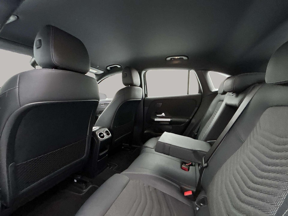 Mercedes EQA250+ Progressive 5d