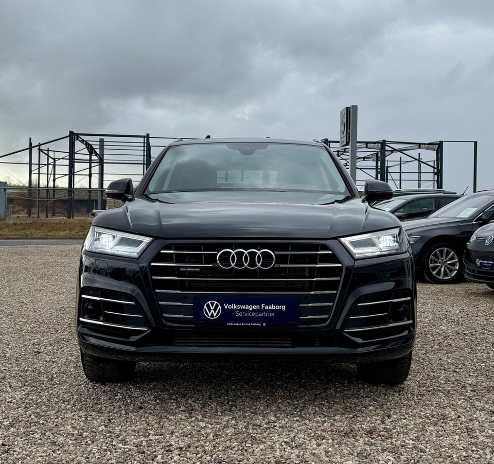 Audi Q5 55 TFSi e Sport Prestige Tour quattro S-tr. 5d
