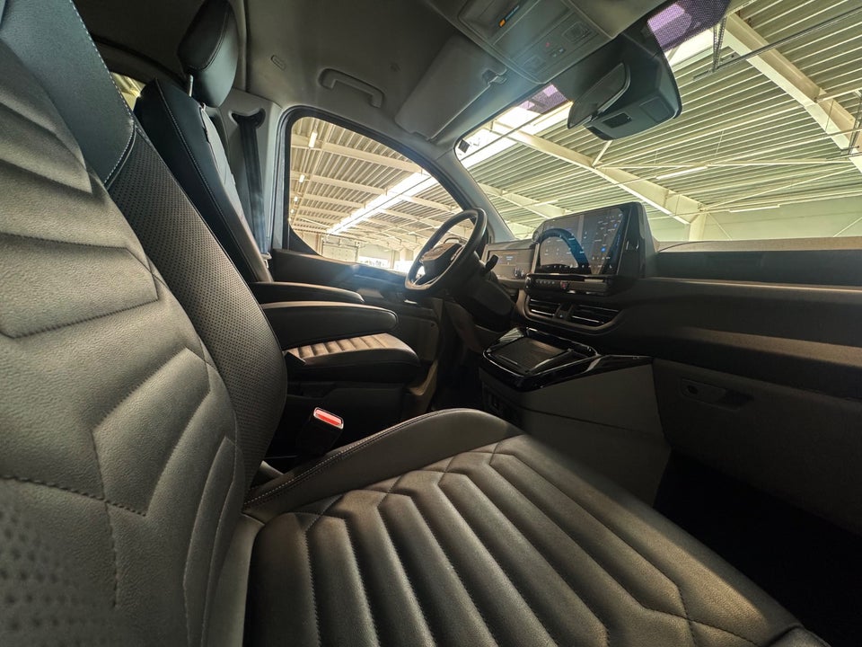 Ford Tourneo Custom 340 L2 2,5 PHEV Titanium X CVT