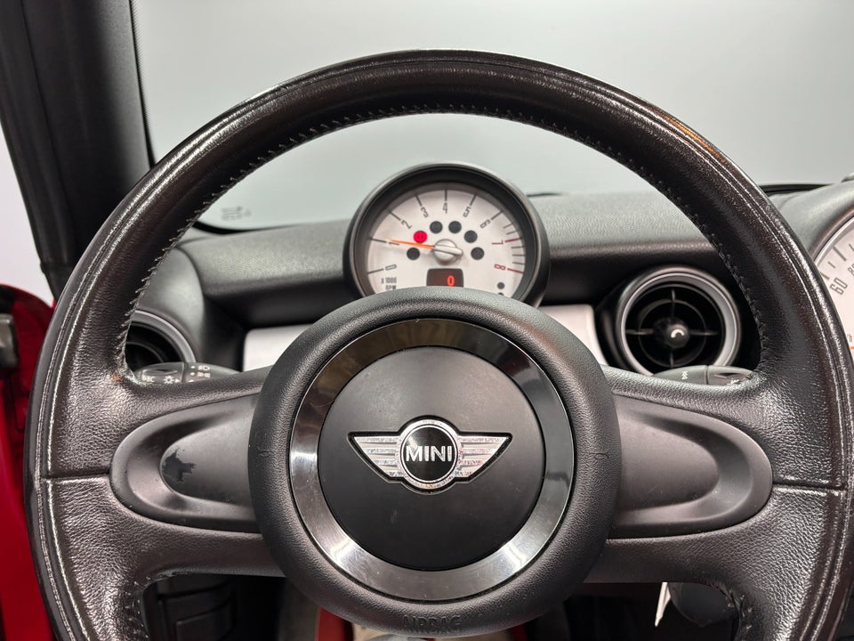 MINI One 1,6 Cabriolet 2d