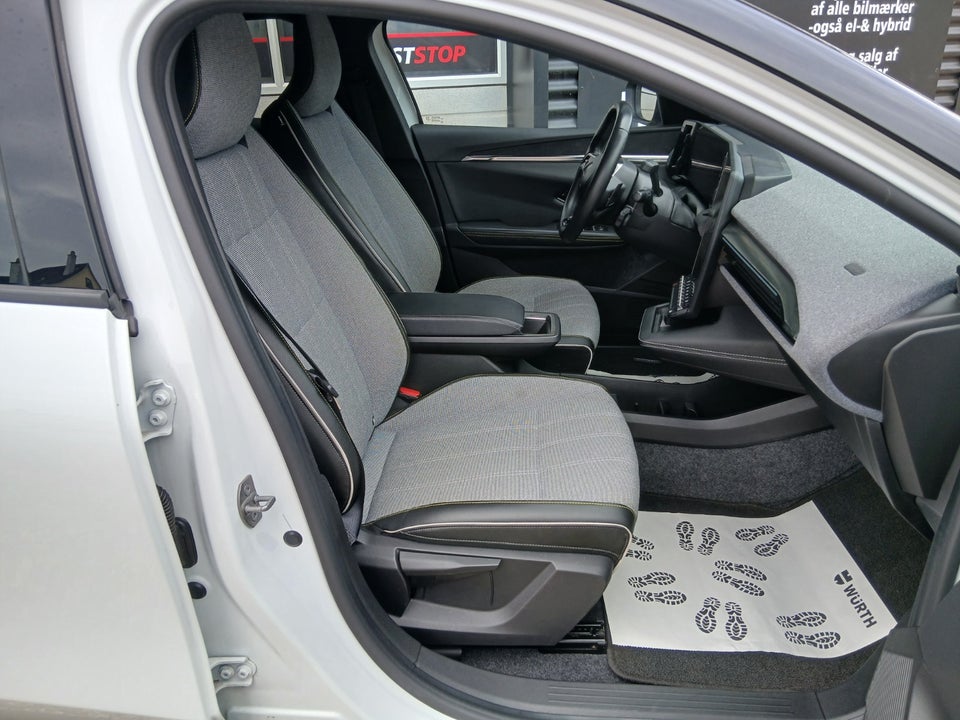 Renault Megane E-Tech 60 Techno 5d