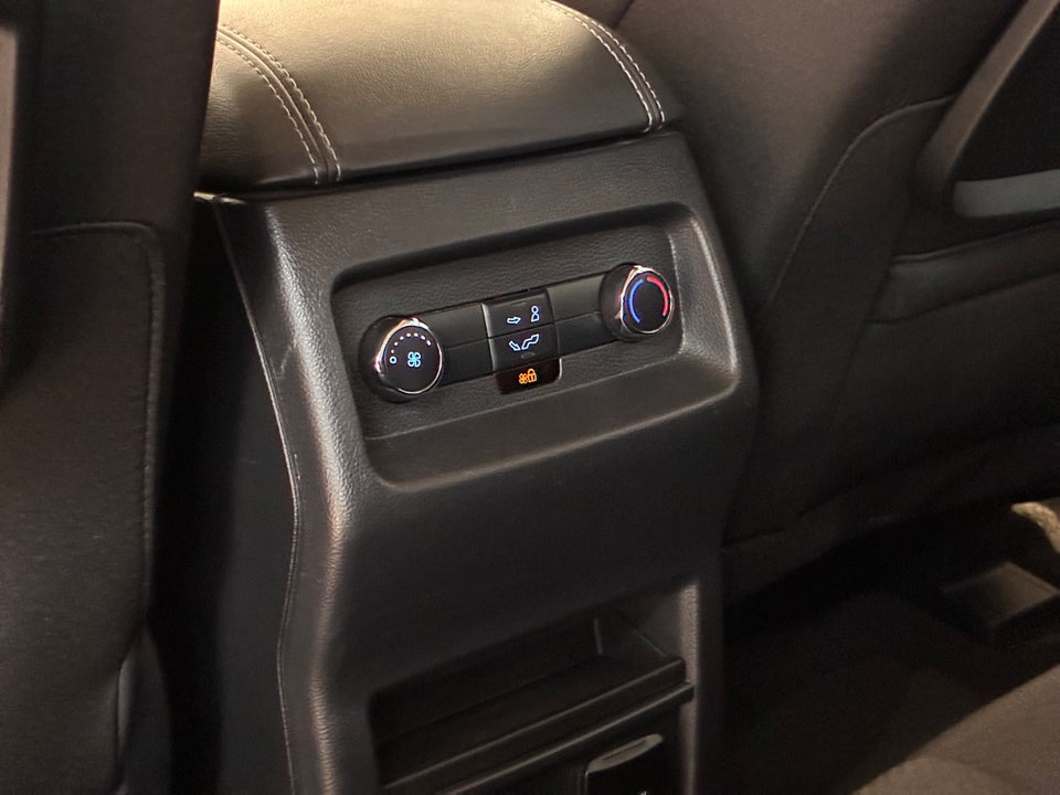 Ford S-MAX 2,0 EcoBlue Titanium aut. 7prs 5d