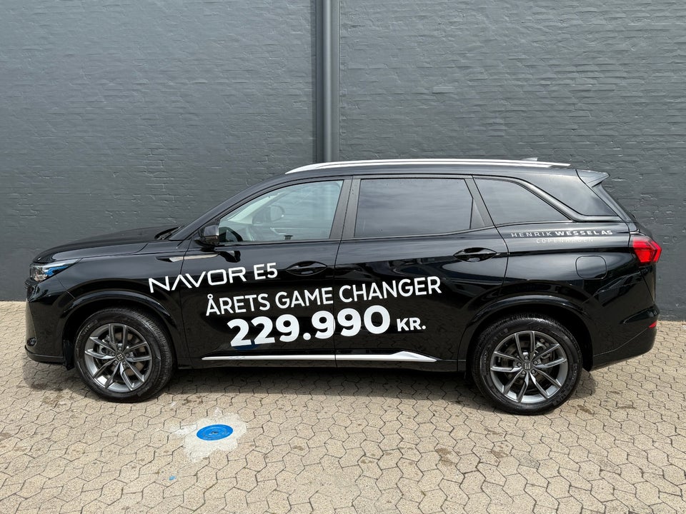 Navor E5 1,5 PHEV Rock 5d