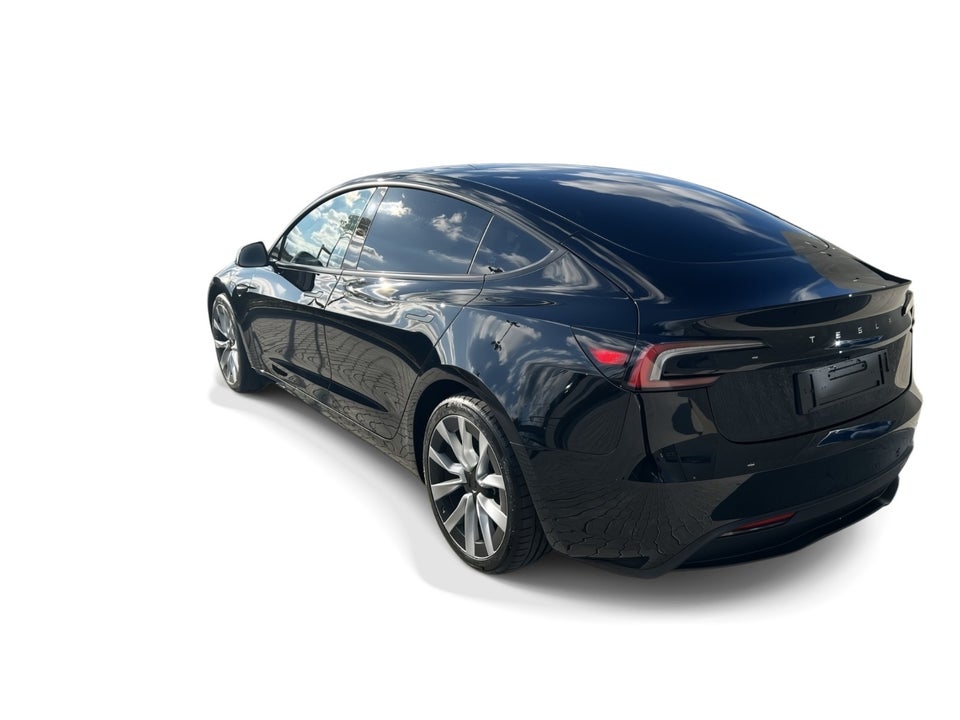 Tesla Model 3 RWD 4d