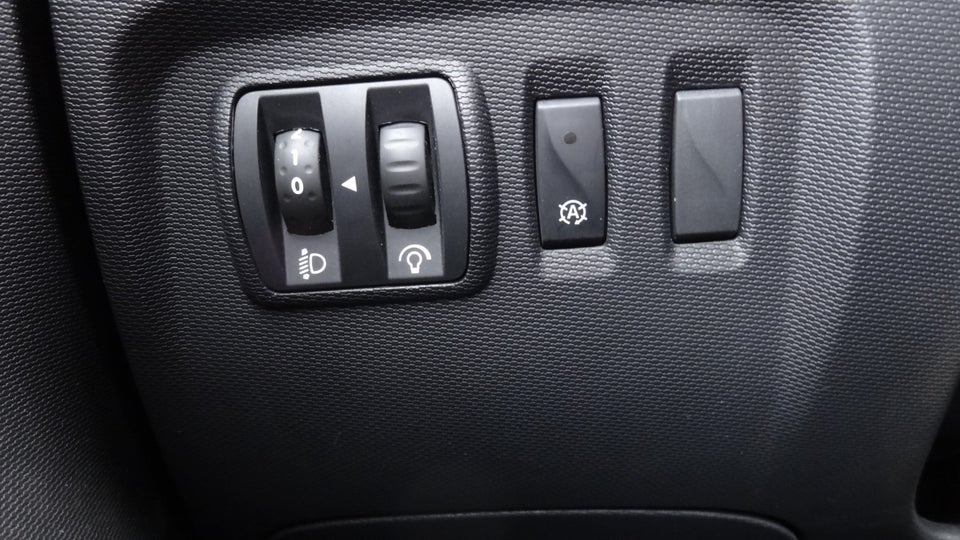 Renault Captur 0,9 TCe 90 Expression 5d