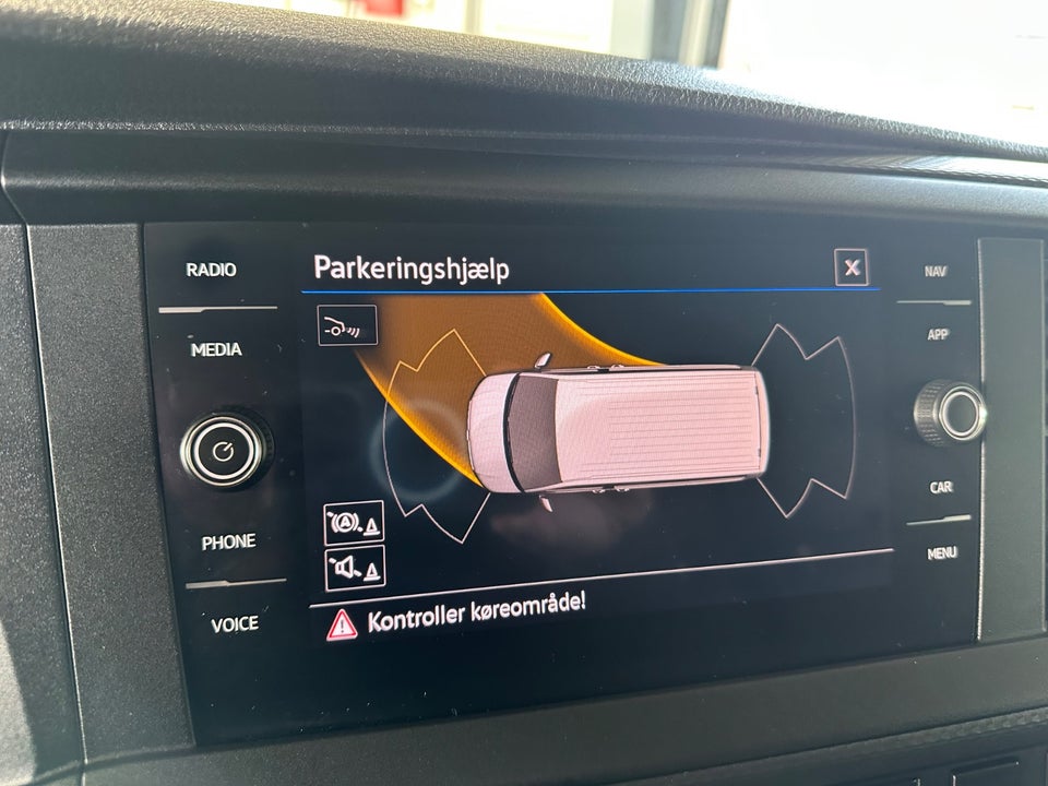 VW Transporter 2,0 TDi 150 Kassevogn DSG kort