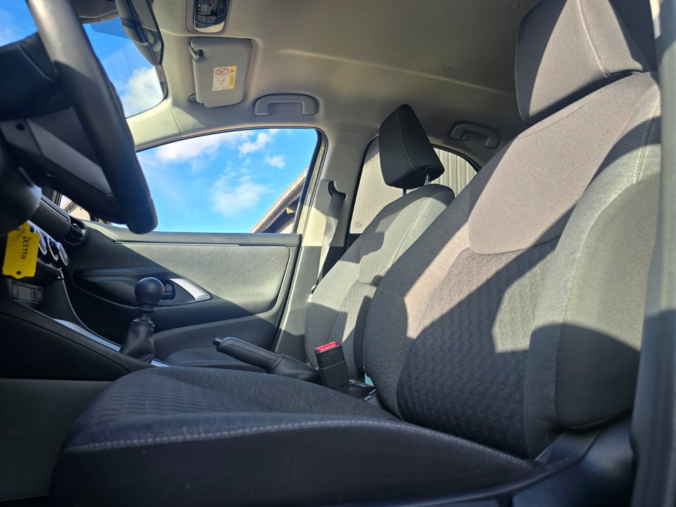 Toyota Yaris 1,5 Active 5d