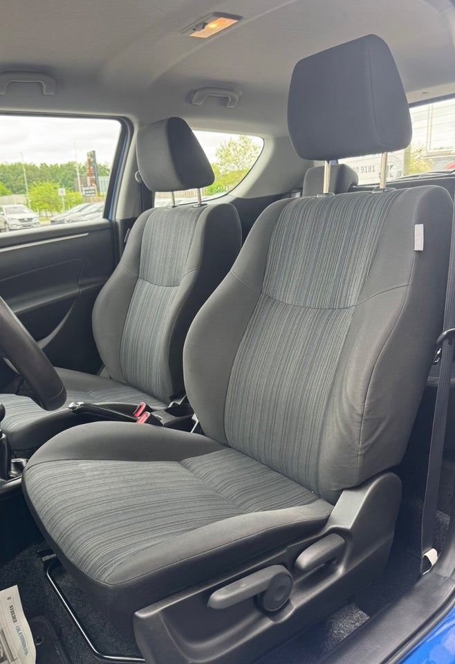 Suzuki Swift 1,2 Dualjet Club 3d