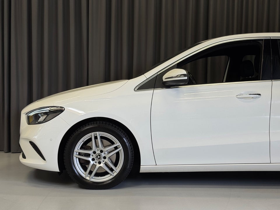 Mercedes B220 d 2,0 Progressive aut. 5d