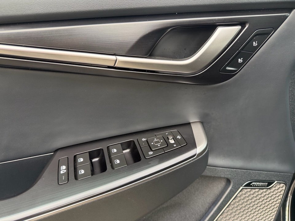 Kia EV6 84 Long Range Upgrade 5d