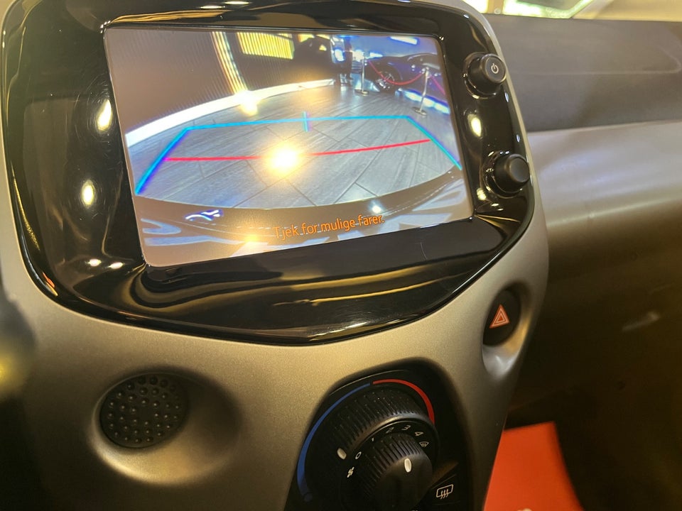 Toyota Aygo 1,0 VVT-i x-sky 5d