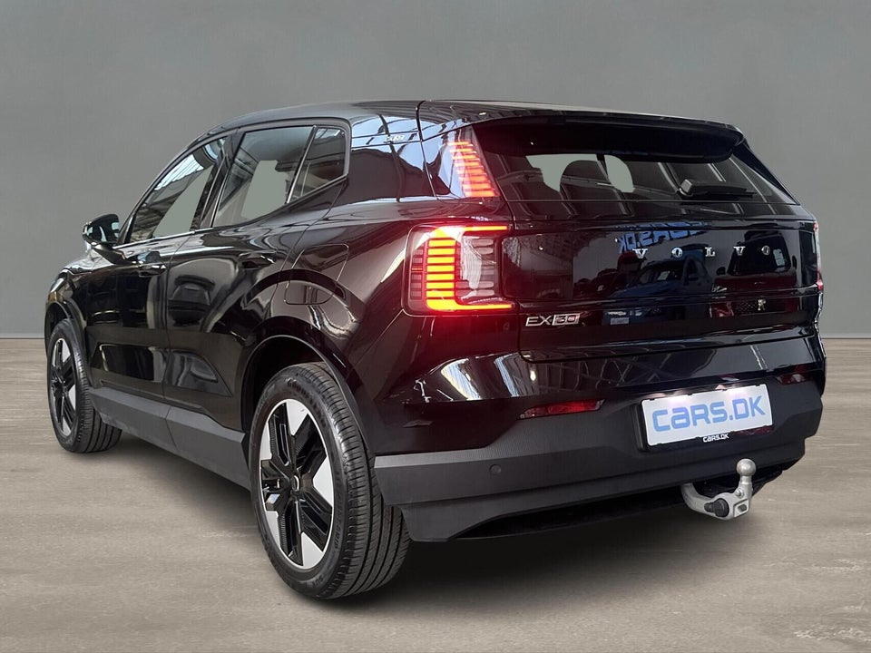 Volvo EX30 Standard Range Plus 5d