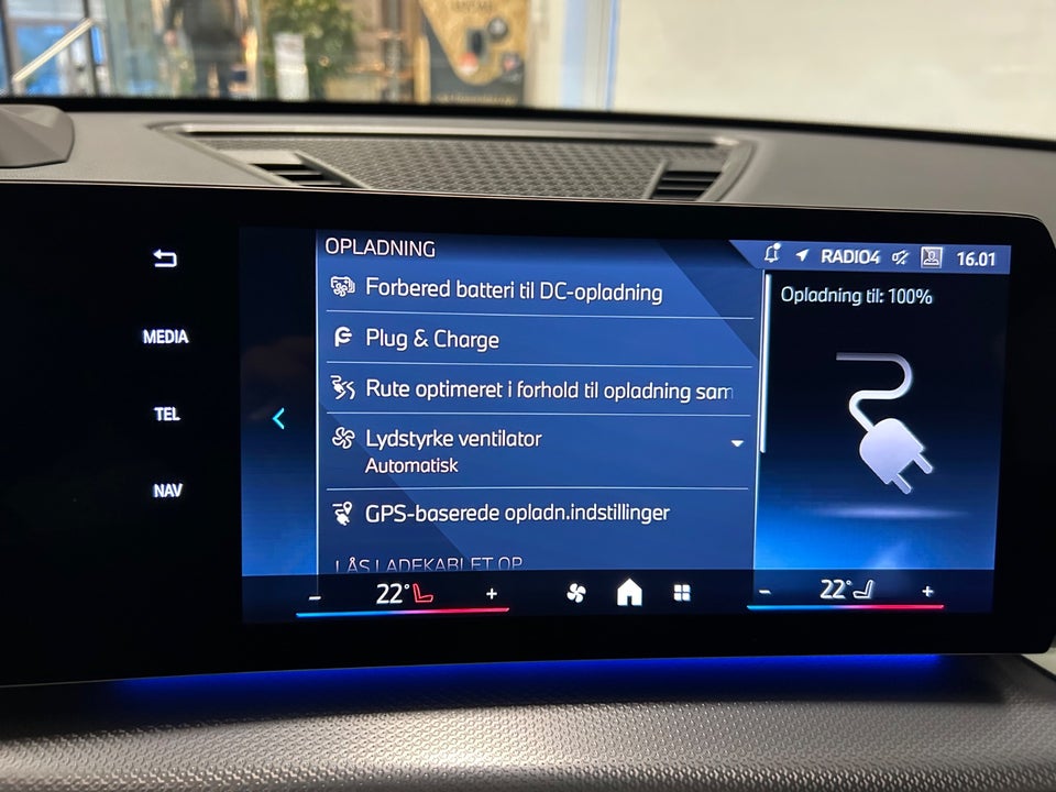 BMW iX1 xDrive30 Fully Charged M-Sport 5d