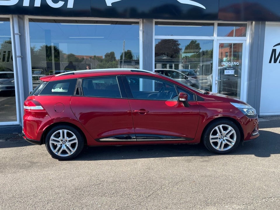 Renault Clio IV 1,5 dCi 90 Zen Sport Tourer 5d