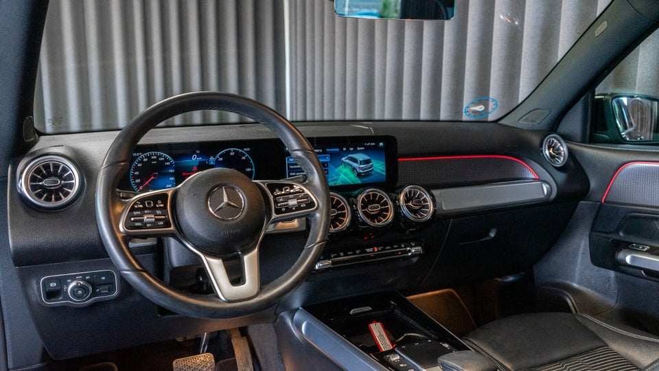 Mercedes EQB300 Progressive 4Matic 5d