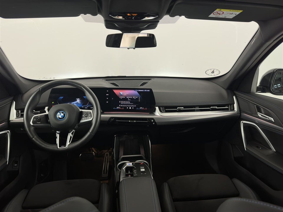 BMW iX1 eDrive20 M-Sport 5d