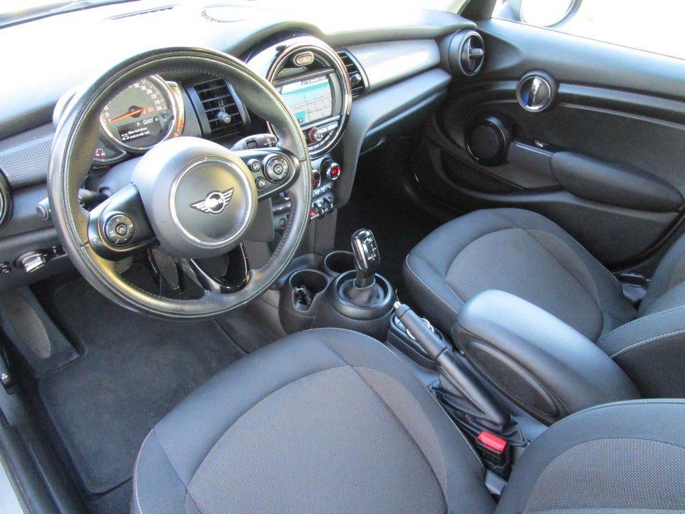 MINI Cooper 1,5 Essential aut. 5d