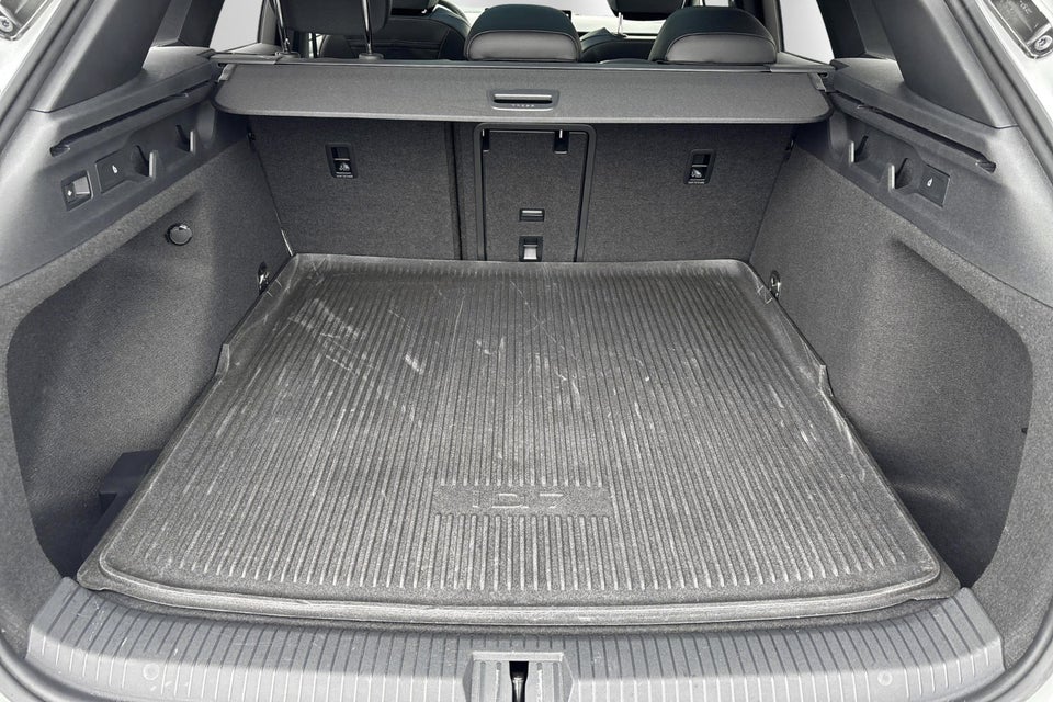 VW ID.7 77 Style+ Tourer 5d
