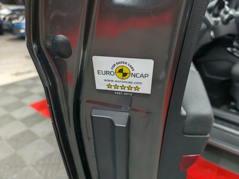 Ford B-MAX 1,0 SCTi 125 Titanium 5d