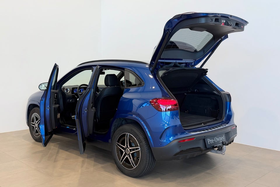 Mercedes EQA300 AMG Line 4Matic 5d