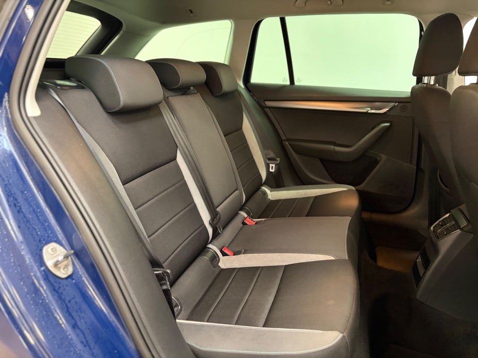 Skoda Octavia 2,0 TDi 150 Style Combi 5d