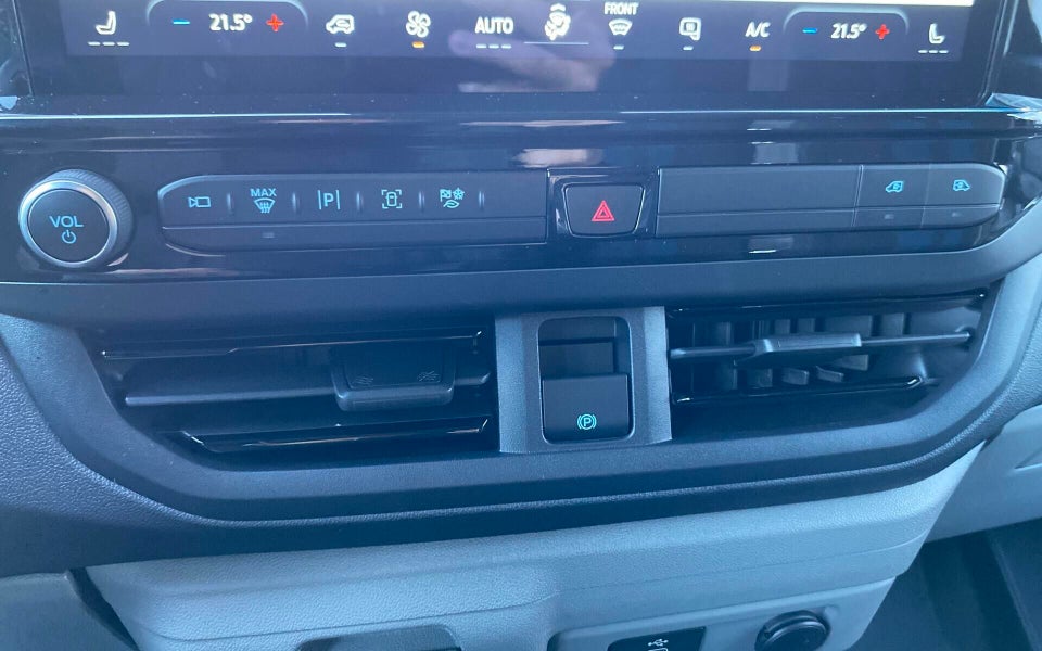 Ford E-Transit Custom 320S 64 Sport