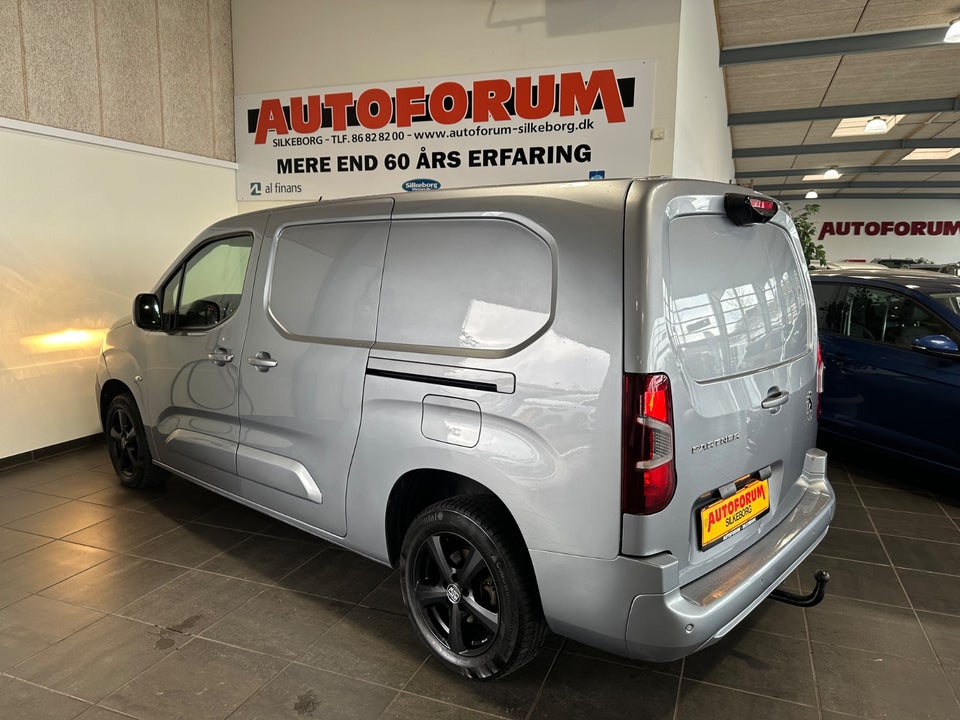 Peugeot Partner 1,5 BlueHDi 130 L2V2 Ultimate EAT8 Van