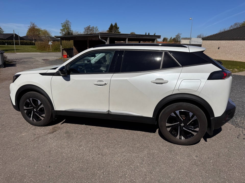 Peugeot 2008 1,2 PureTech 130 Allure Pack 5d