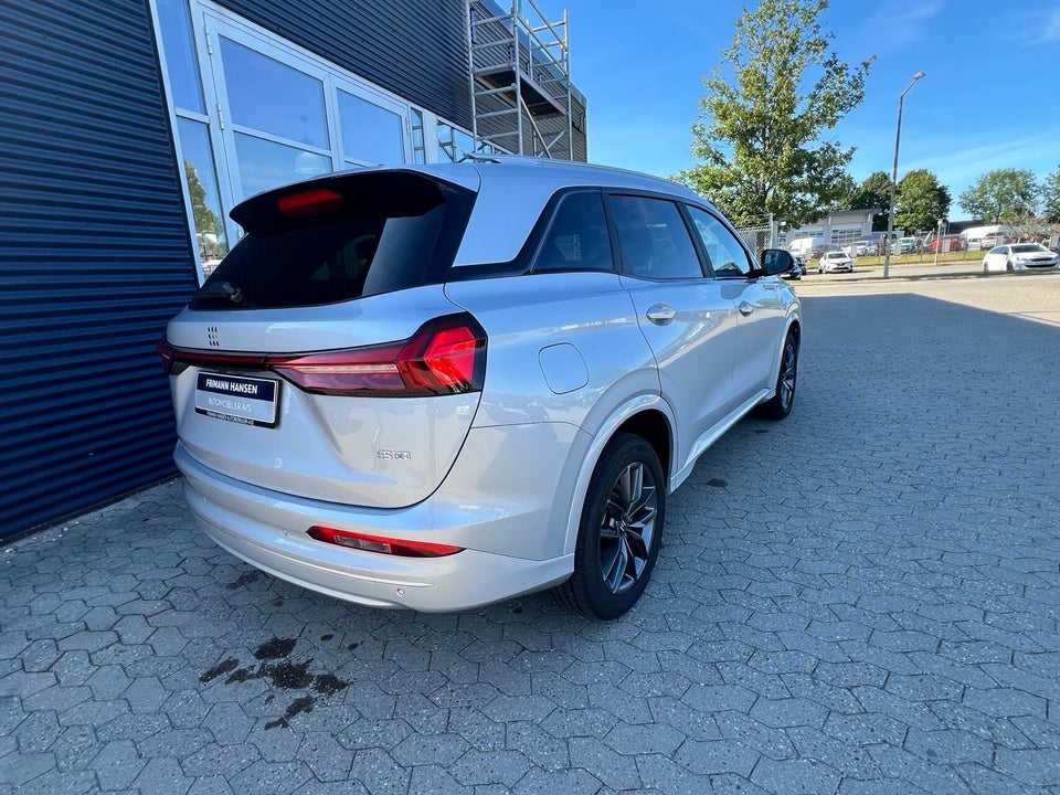Navor E5 1,5 PHEV Rock 5d