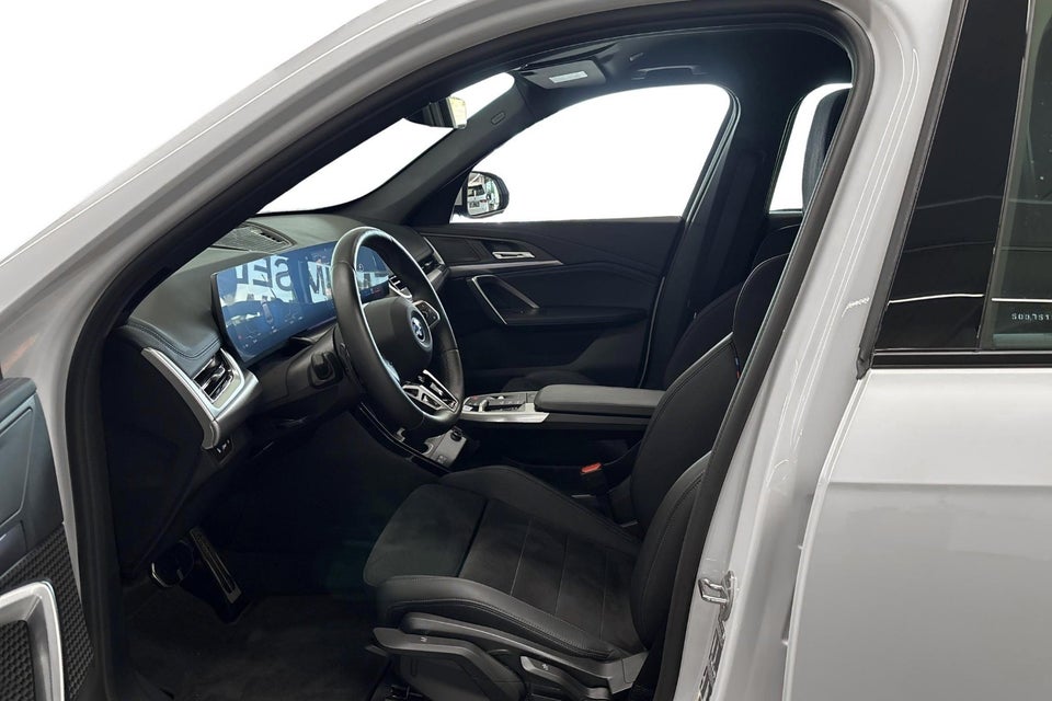 BMW iX1 eDrive20 M-Sport 5d