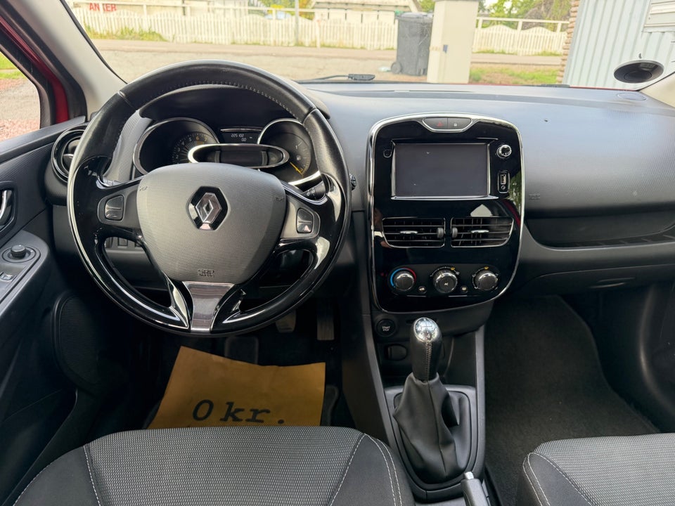 Renault Clio IV 0,9 TCe 90 Expression 5d
