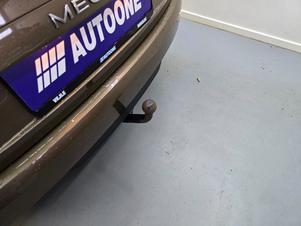 Renault Megane IV 1,2 TCe 100 Life 5d