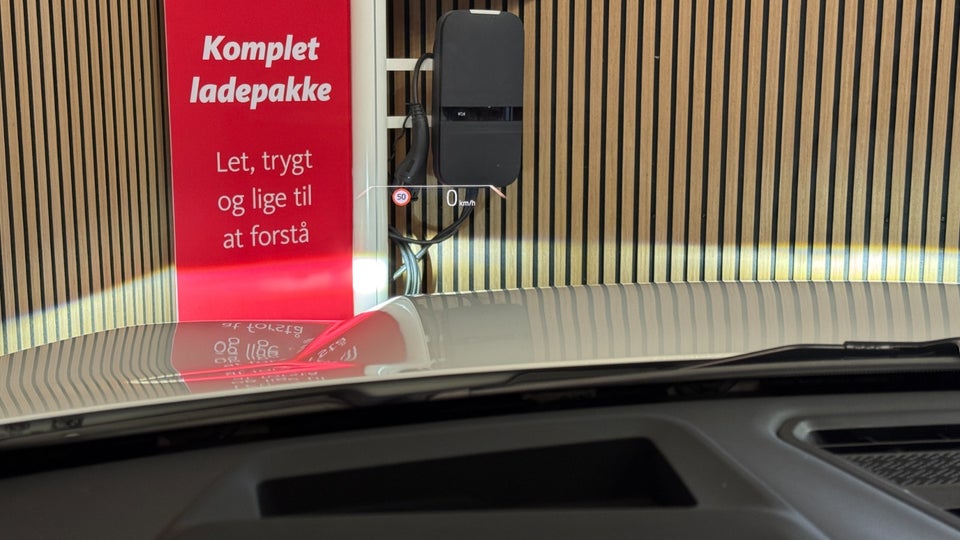 BMW iX1 xDrive30 Fully Charged M-Sport 5d